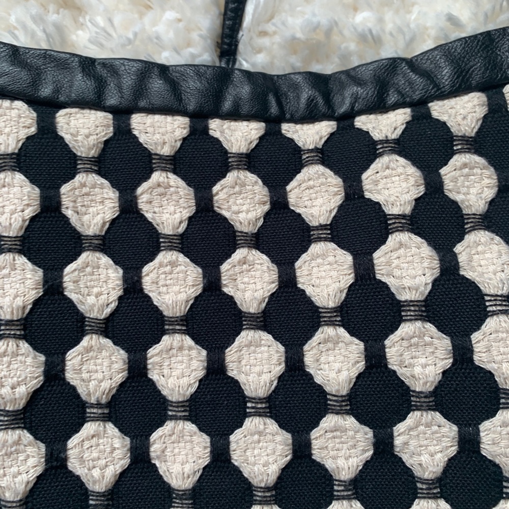 H&M black & white tweed faux leather pencil skirt - Picture 3 of 10